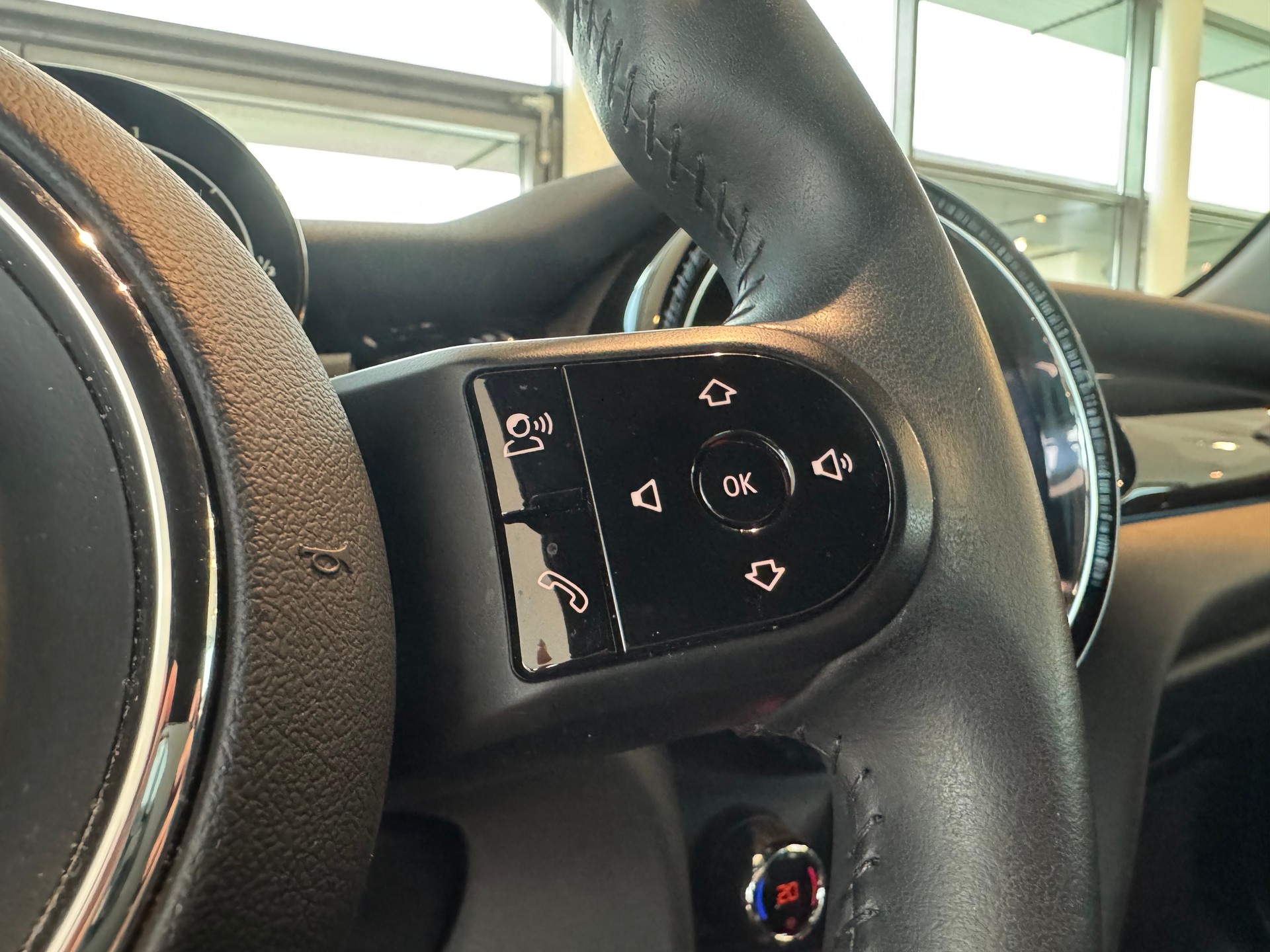 MINI Cooper Multitone EdDKG-image-13