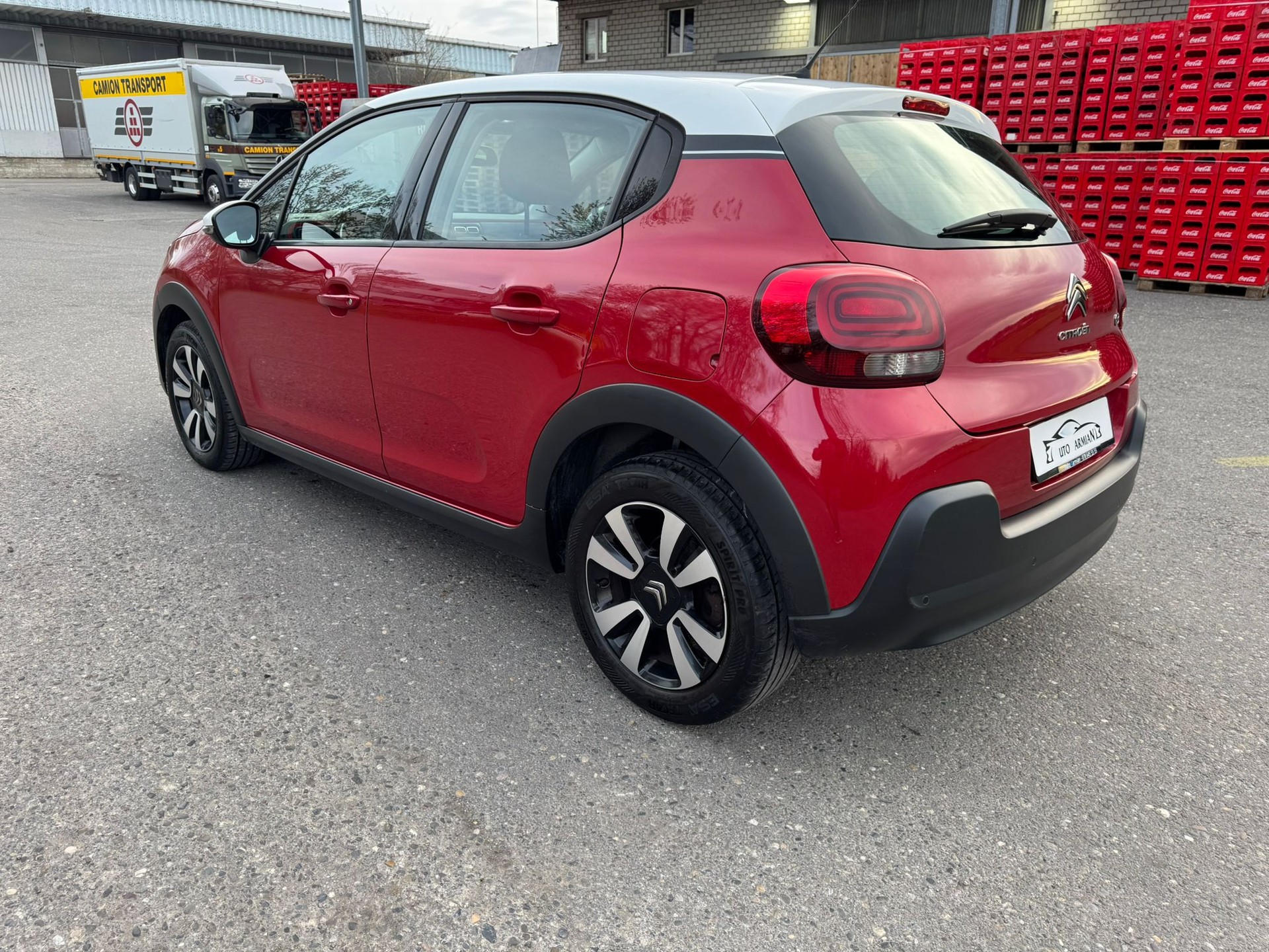 CITROEN C3 1.2i PureTech Shine-image-4