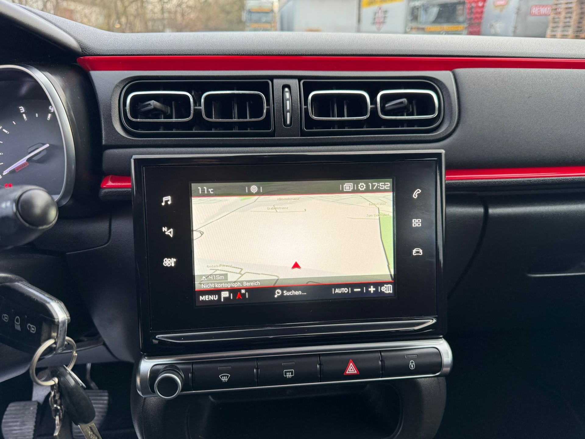 CITROEN C3 1.2i PureTech Shine-image-22