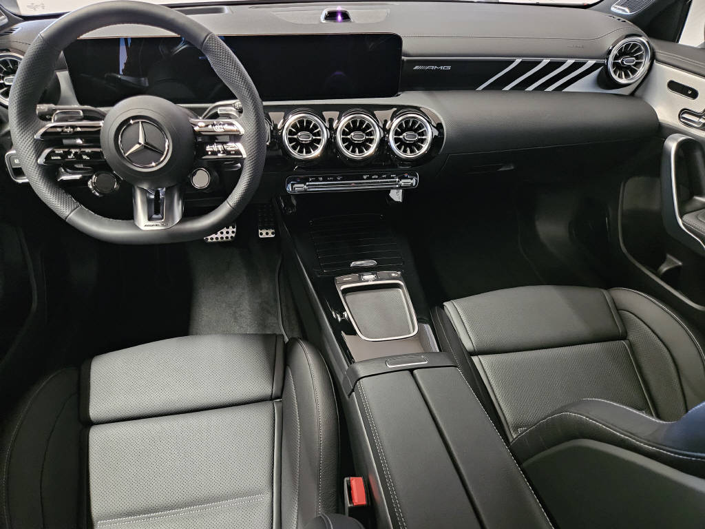 MERCEDES-BENZ A 45 S AMG 4matic+-image-7