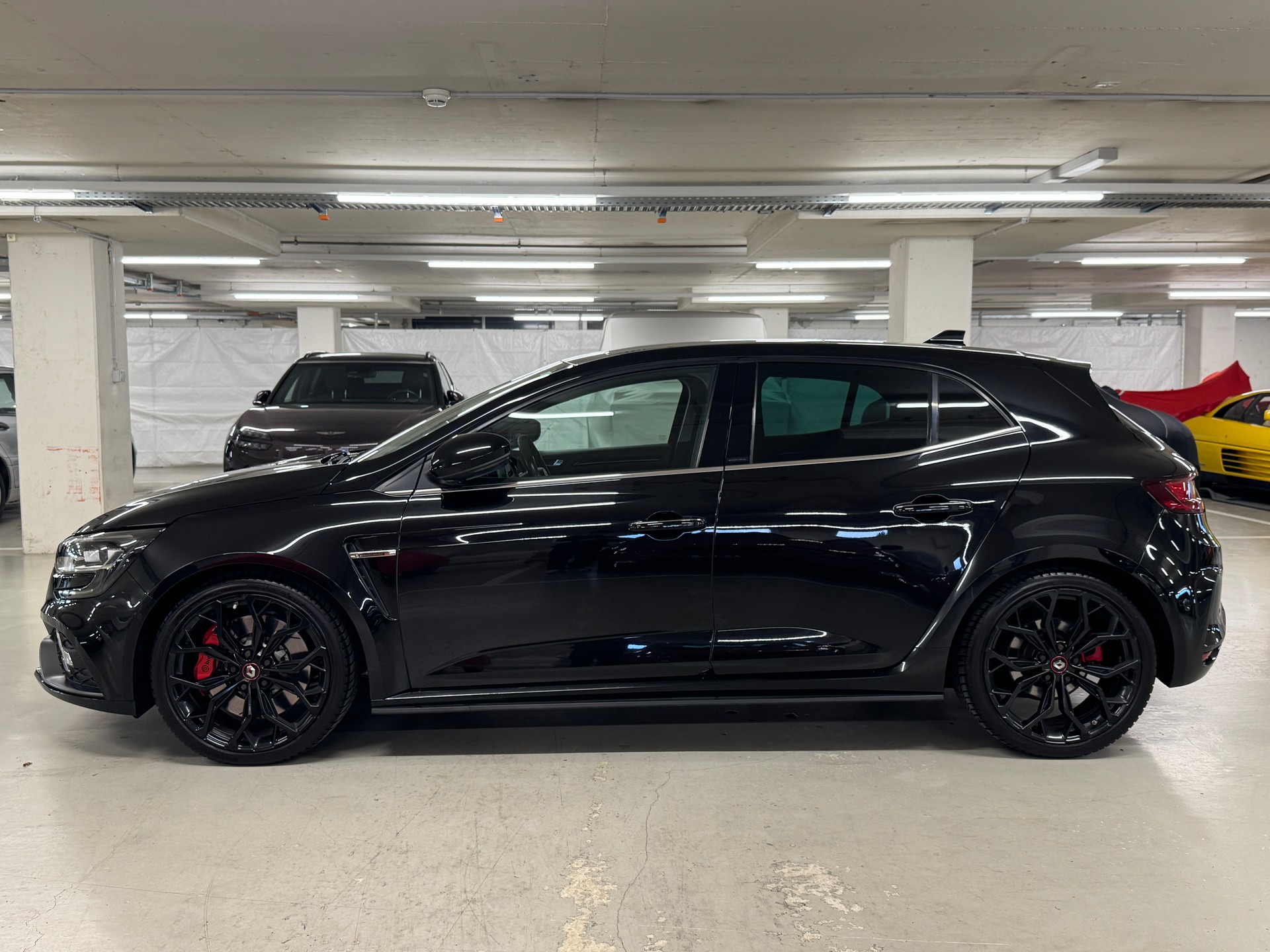 RENAULT Mégane Trophy 300 EDC I Frisch ab MFK 02.26 I Frisch ab Service I CH-Fhrz. I Aus erster Hand I TOP Angebot I Sehr gepflegt I-image-1