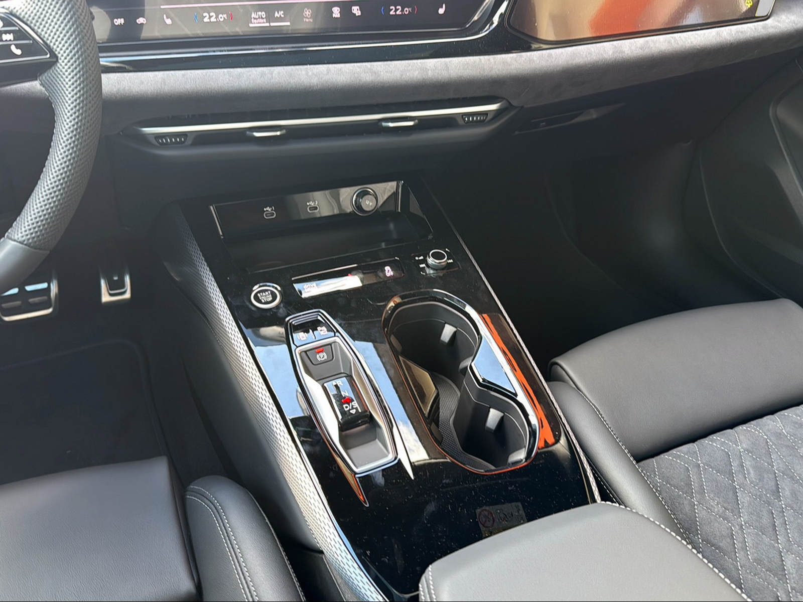 AUDI A5 Avant TDI quattro 150 kW S tronic-image-11