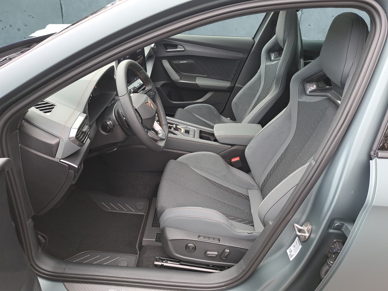 CUPRA Formentor VZ5-image-9