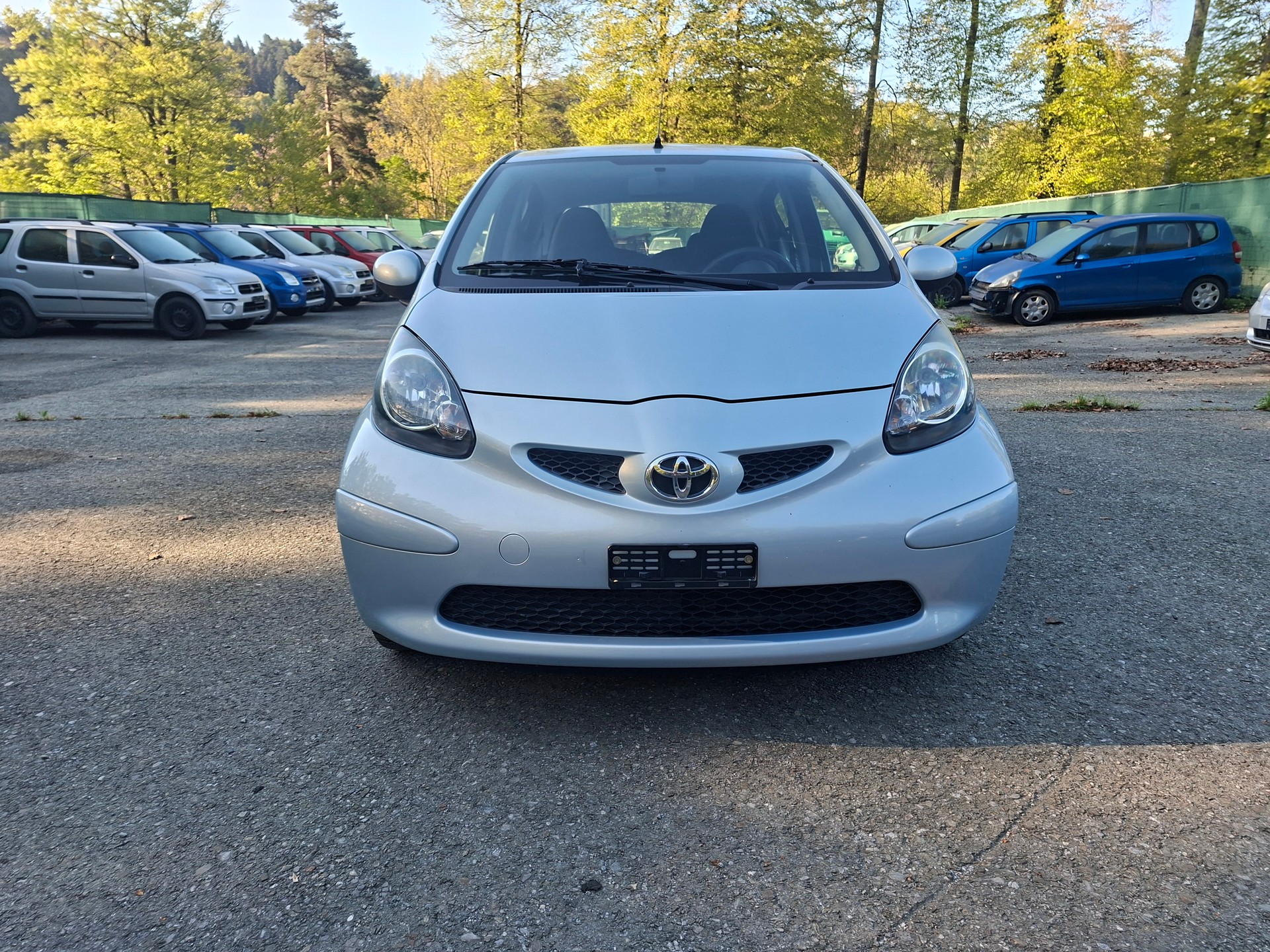 TOYOTA Aygo 1.0 Linea Terra-showroom-element-1