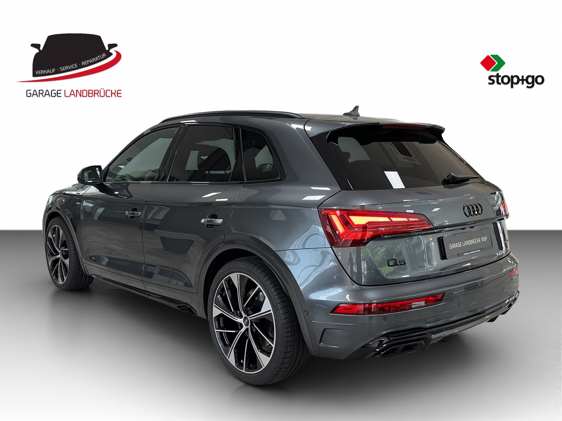 AUDI Q5 45 TFSI S-line quattro S-tronic-image-13