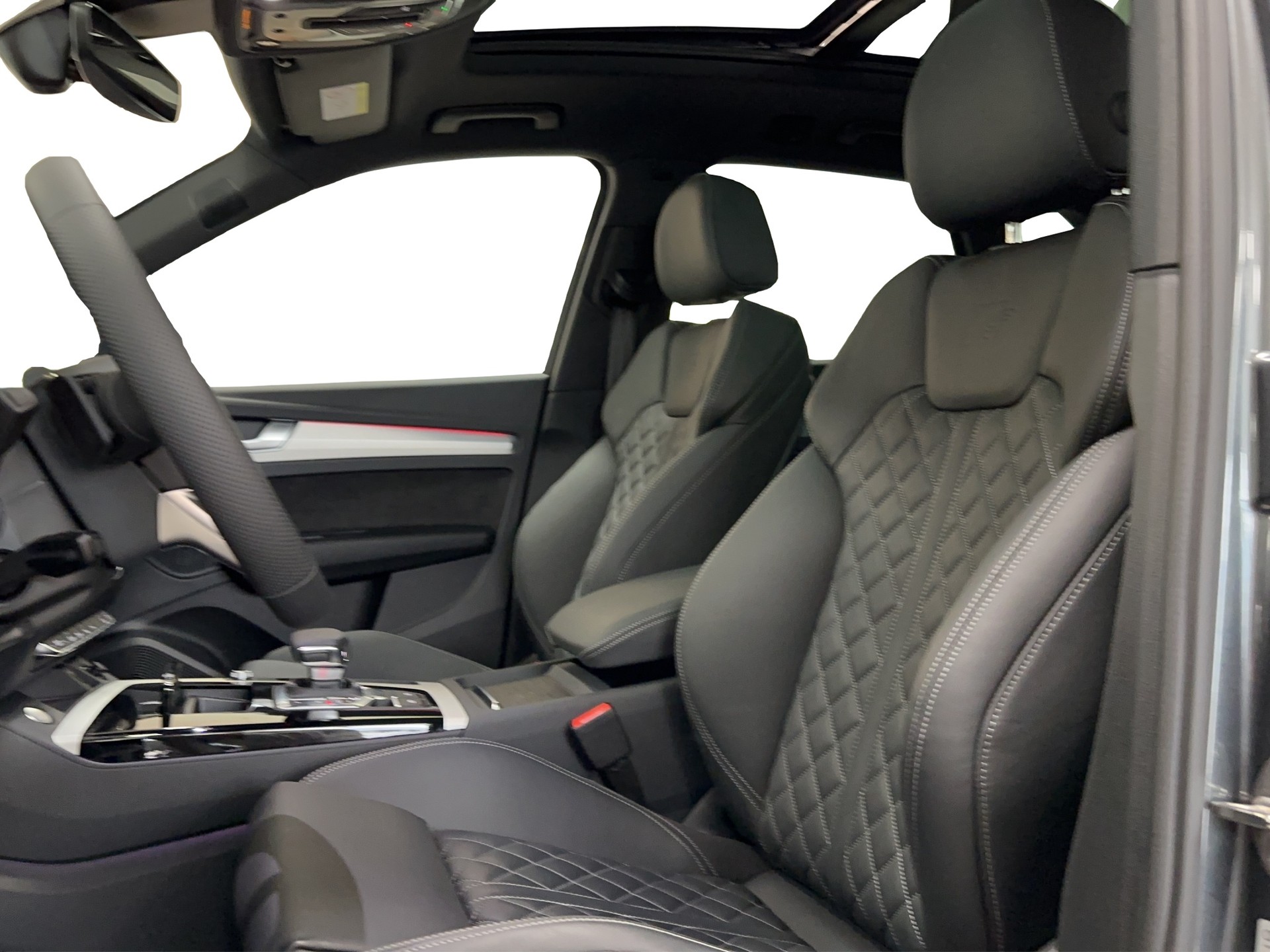 AUDI Q5 45 TFSI S-line quattro S-tronic-image-19