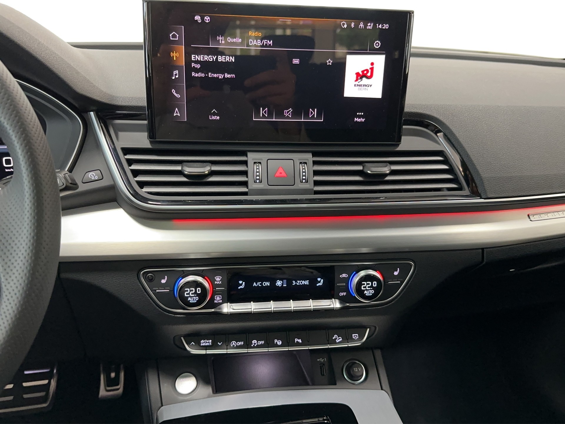 AUDI Q5 45 TFSI S-line quattro S-tronic-image-23