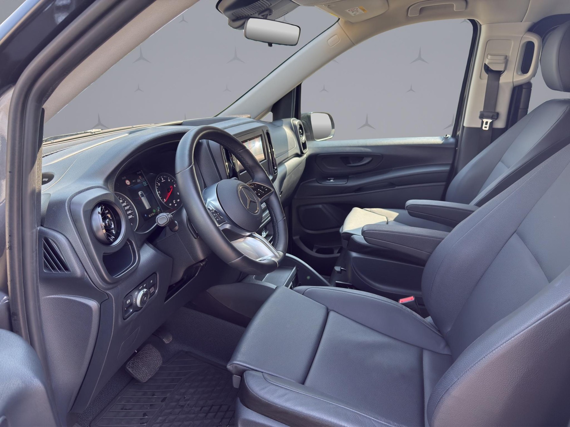 MERCEDES-BENZ Vito 119 Kombi L 2.0 CDI Pro-image-9