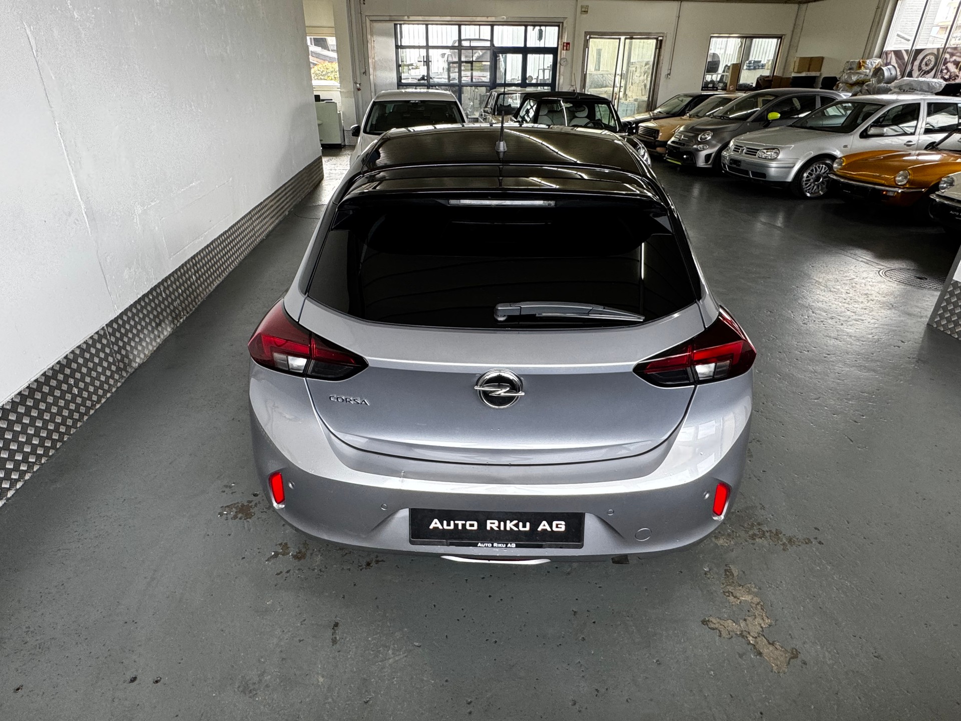 OPEL Corsa 1.2 TP Elegance-image-11