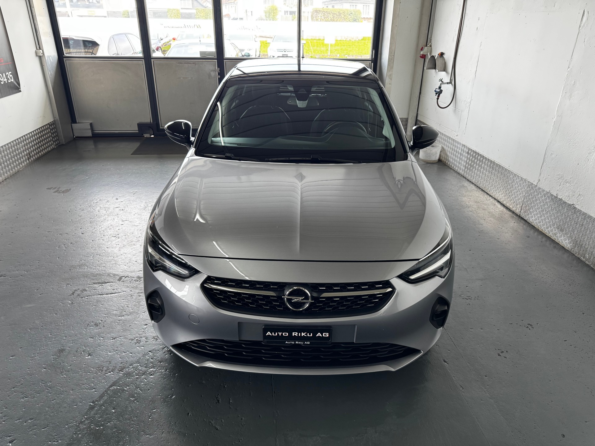 OPEL Corsa 1.2 TP Elegance-image-3