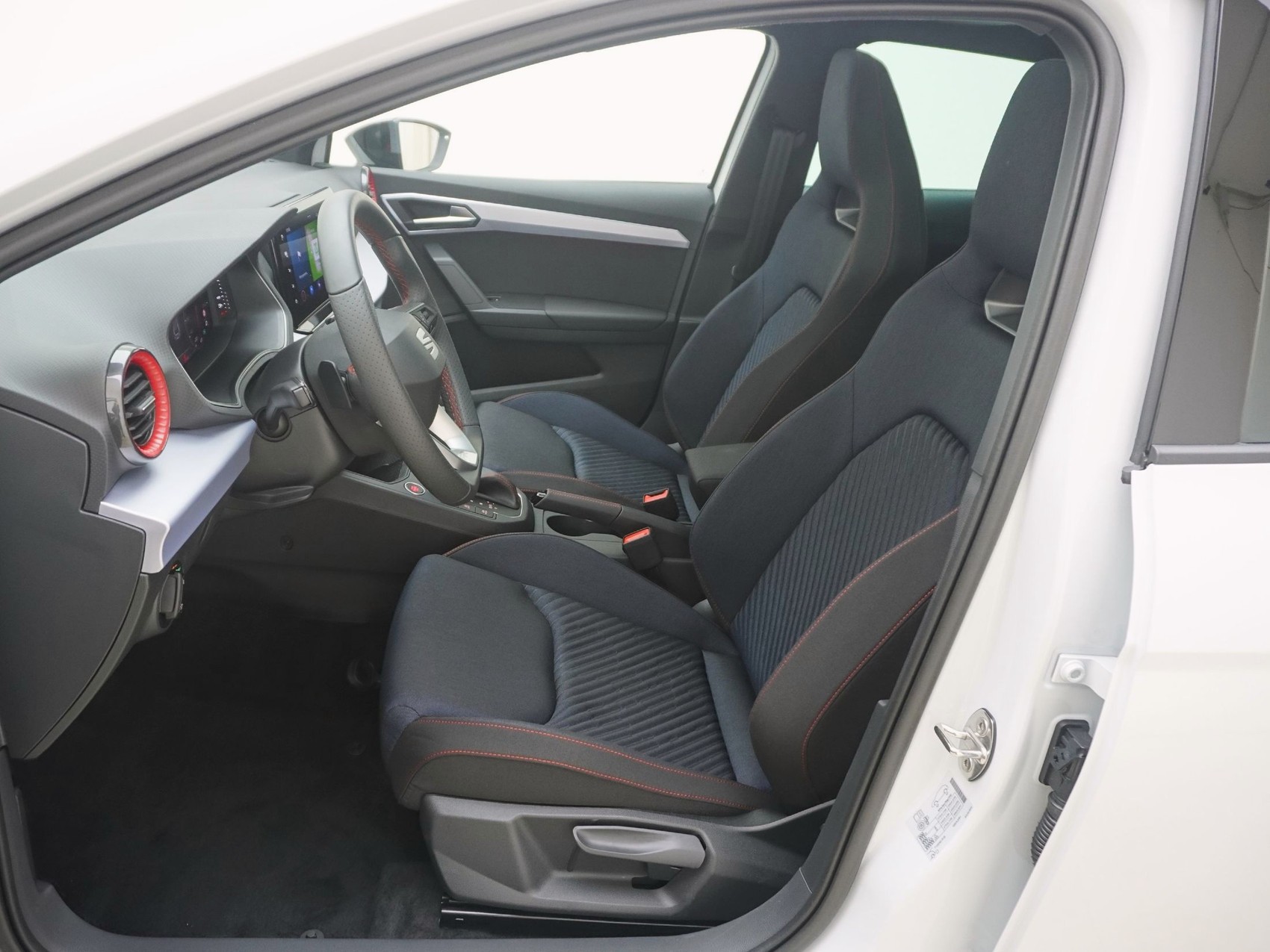 SEAT Ibiza 1.5 TSI FR DSG-image-12