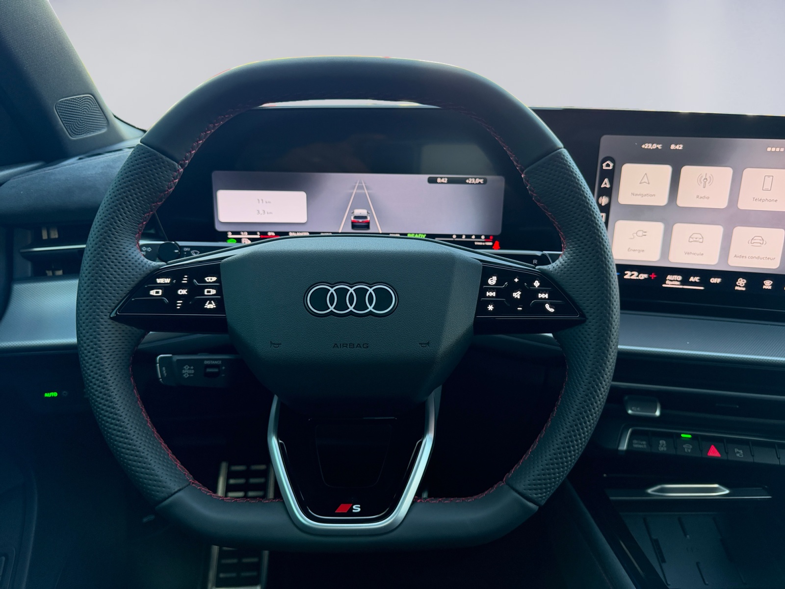 AUDI Q3 SUV e-hybrid 200 kW S tronig-image-8