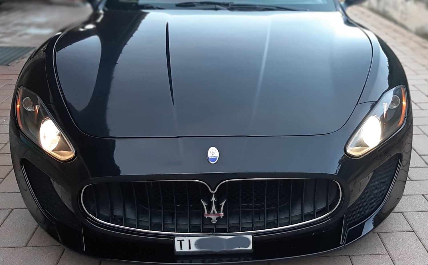 MASERATI GranTurismo S Automatica-image-5