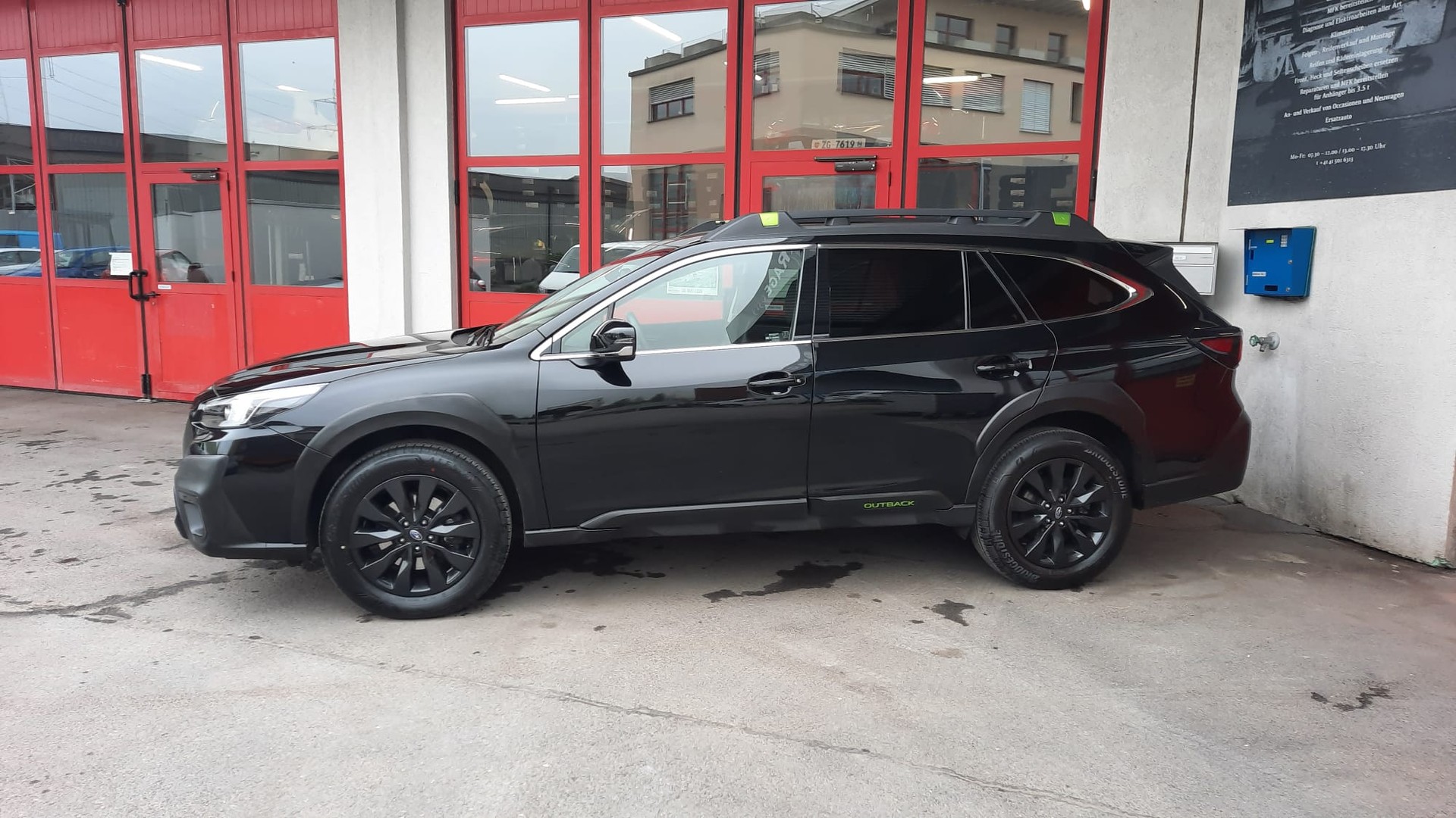 SUBARU Outback 2.5i Crossroad AWD Lineartronic-showroom-element-2