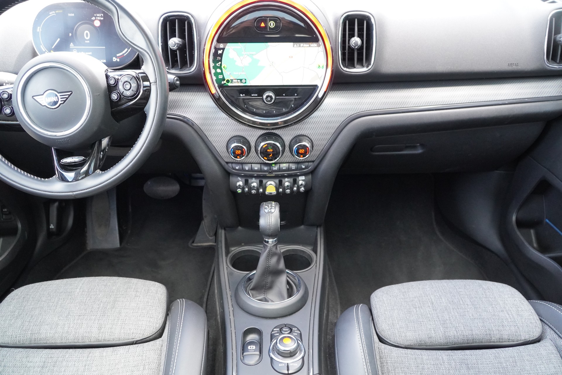MINI Countryman Cooper SE ALL4 PHEV Steptronic-image-13