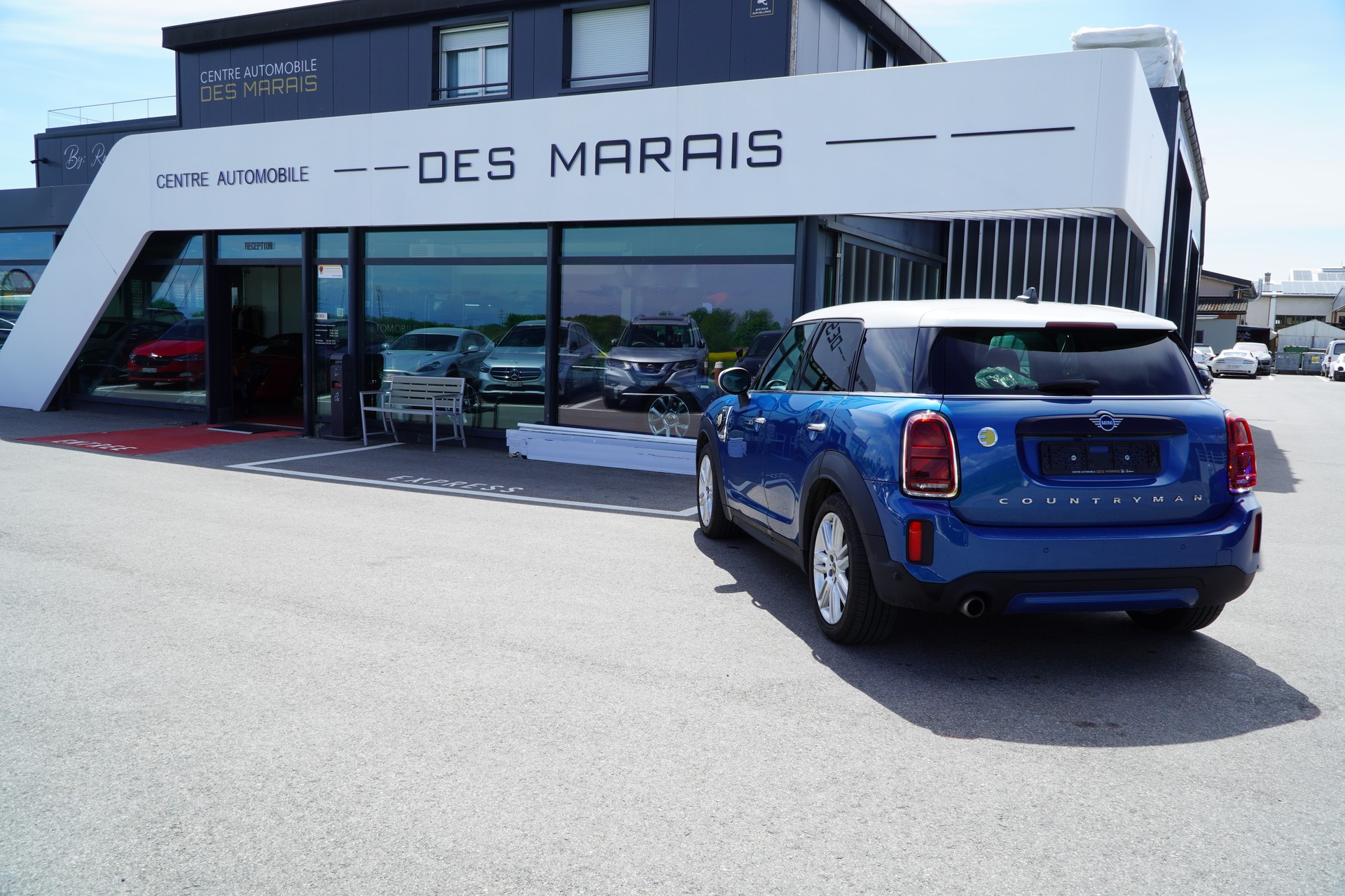 MINI Countryman Cooper SE ALL4 PHEV Steptronic-image-6