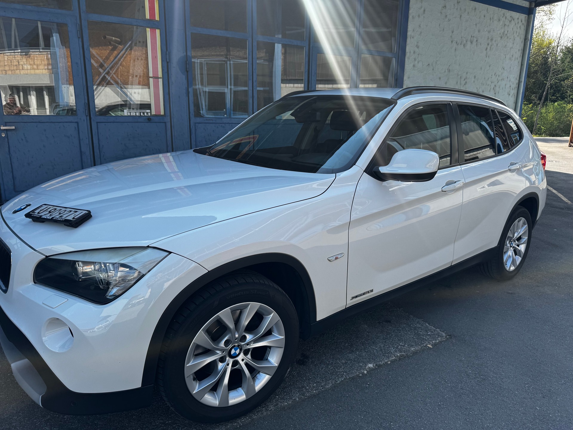 BMW X1 xDrive 20i Steptronic-image-11