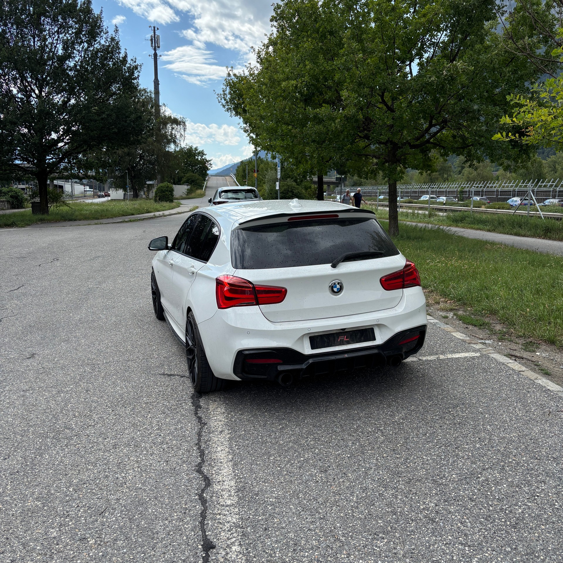 BMW M135i xDrive Steptronic-image-4