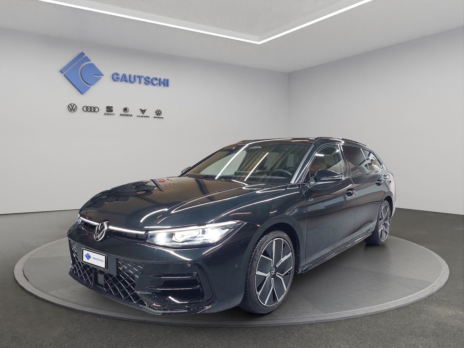 VW Passat Variant 2.0 TSI evo4 R-Line 4 Motion DSG-image-0