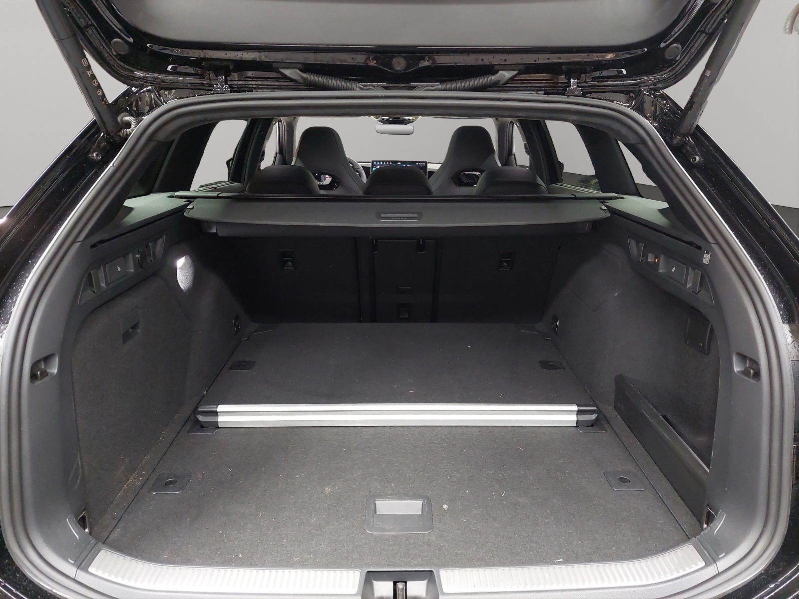 VW Passat Variant 2.0 TSI evo4 R-Line 4 Motion DSG-image-10