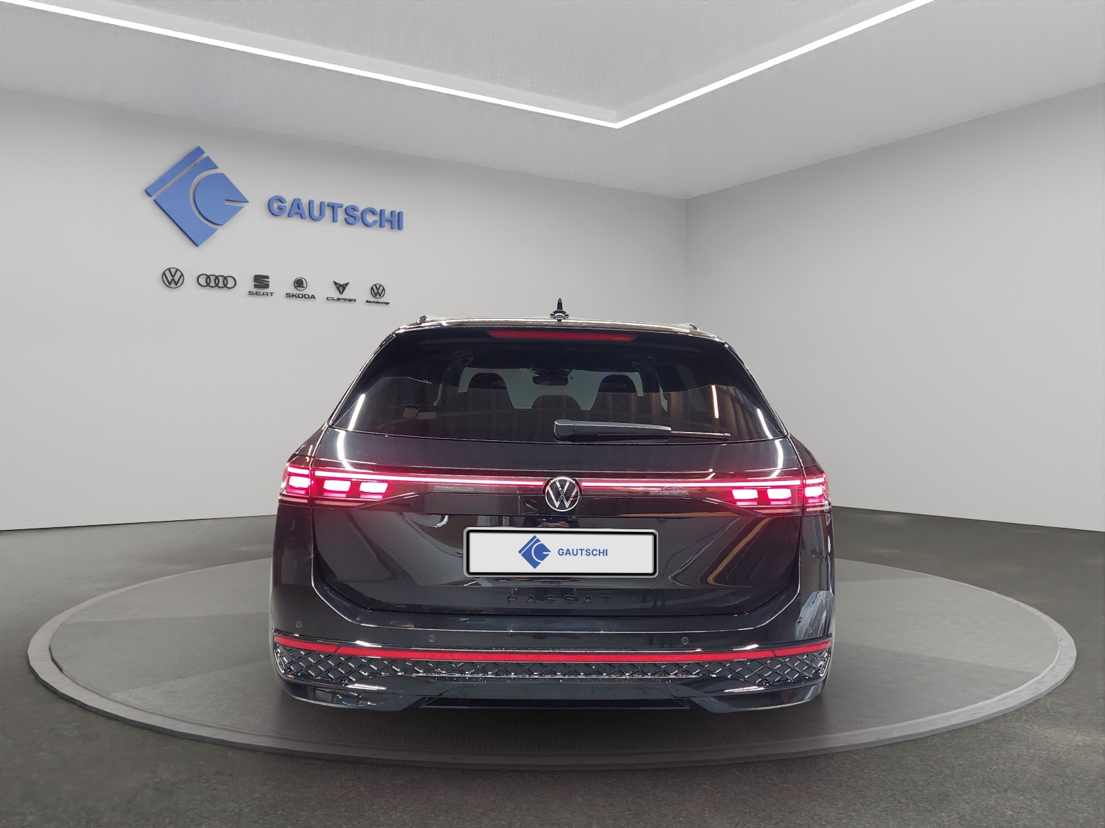 VW Passat Variant 2.0 TSI evo4 R-Line 4 Motion DSG-image-3