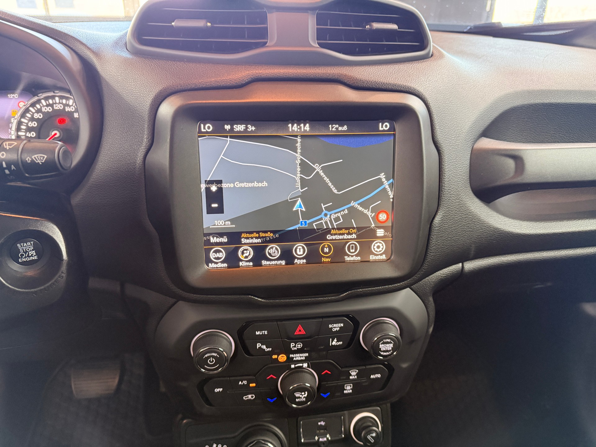 JEEP Renegade 1.3 Turbo Limited AWD-image-16