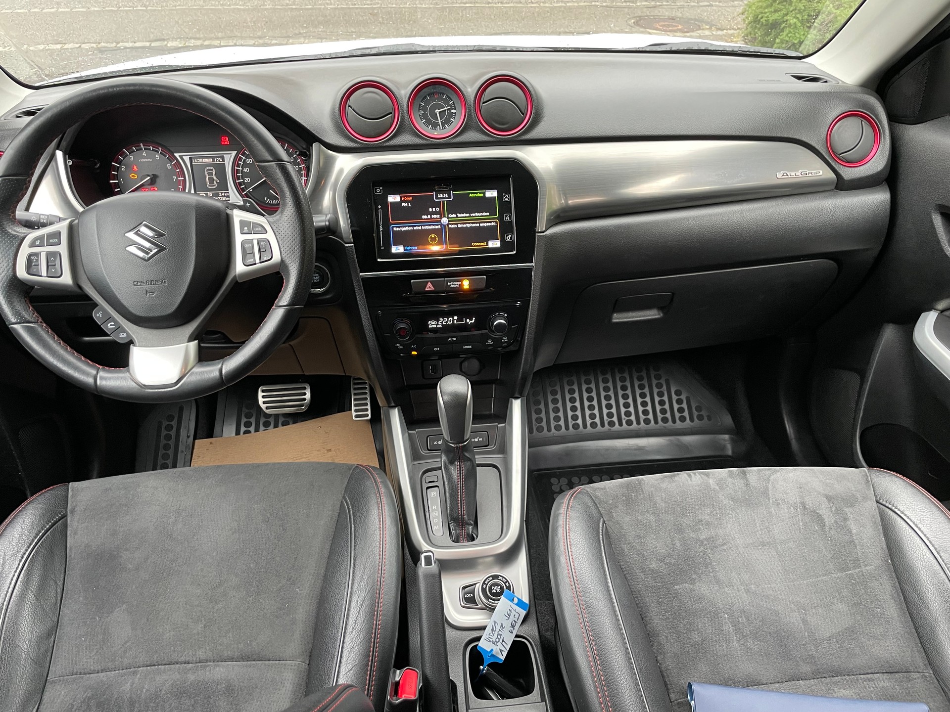SUZUKI Vitara 1.4 Boosterjet Compact Top Automatic-image-8