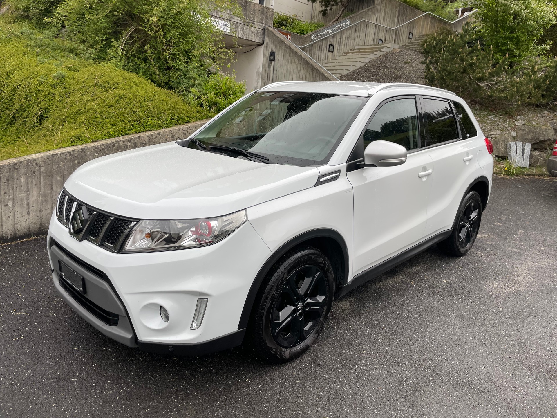 SUZUKI Vitara 1.4 Boosterjet Compact Top Automatic-image-1