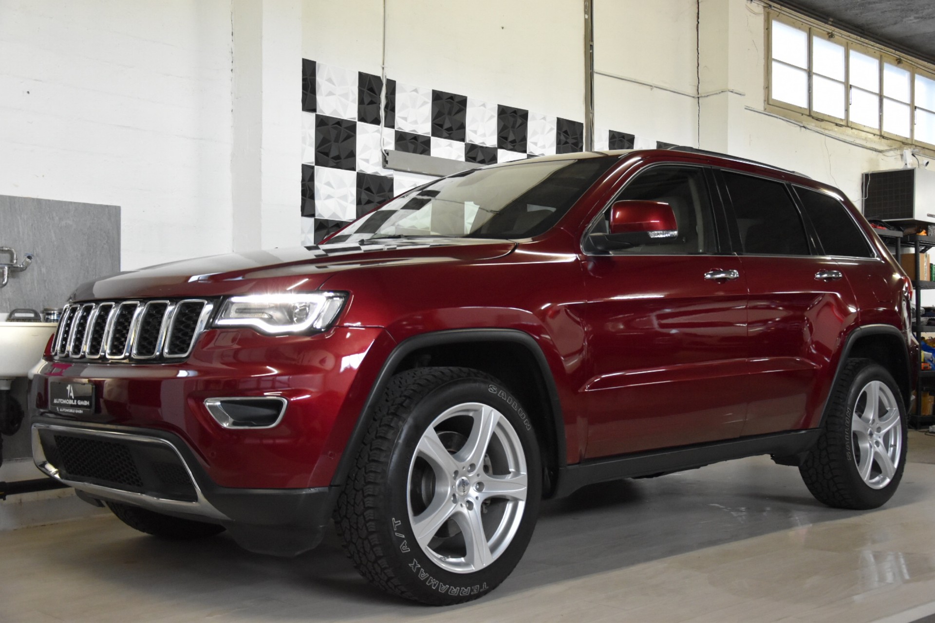 JEEP Grand Cherokee 3.0 CRD Limited Automatic-image-0