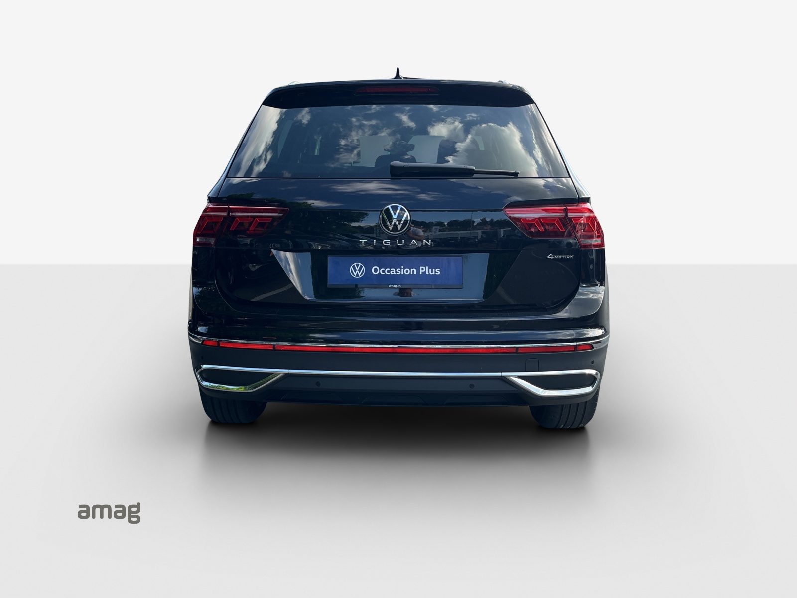 VW Tiguan 2.0 TDI SCR Elegance 4Motion DSG-image-3