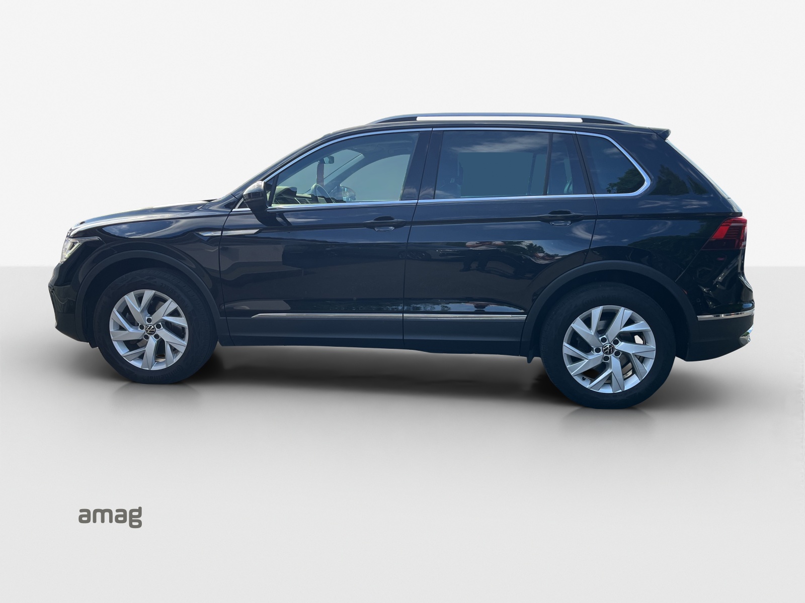 VW Tiguan 2.0 TDI SCR Elegance 4Motion DSG-image-1
