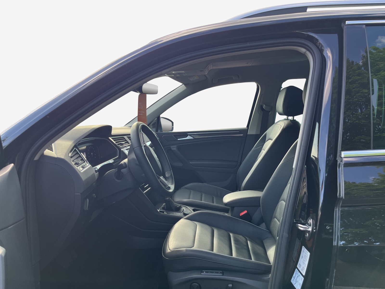 VW Tiguan 2.0 TDI SCR Elegance 4Motion DSG-image-7