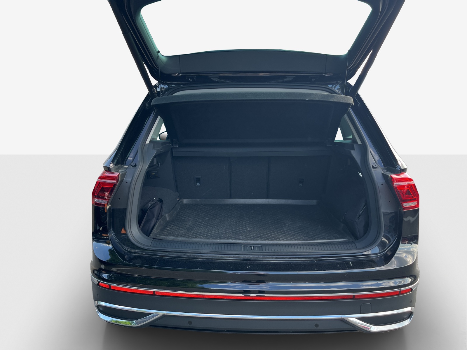 VW Tiguan 2.0 TDI SCR Elegance 4Motion DSG-image-10