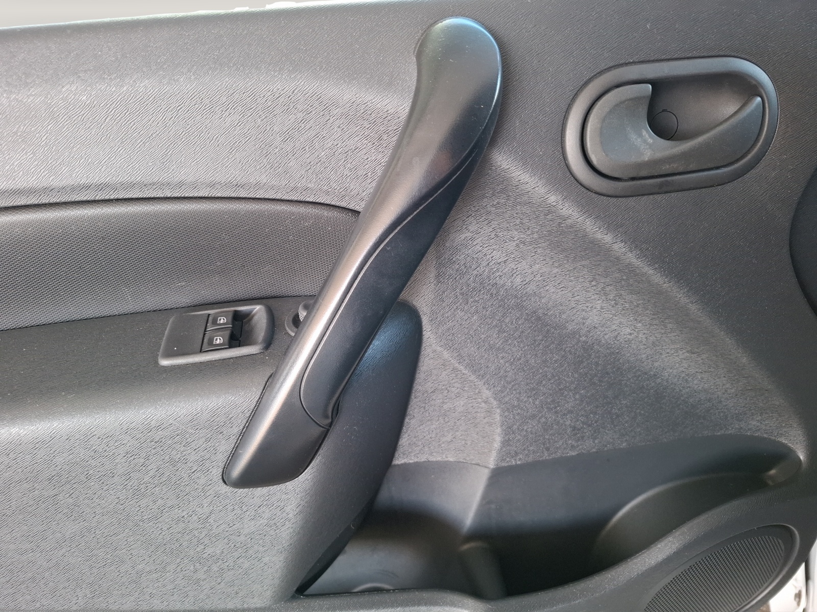 RENAULT Kangoo Medium dCi 90 ENERGY Business // Anhängerkupplung // 3-Plätzer-image-13