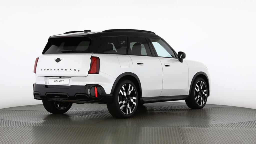 MINI Countryman S ALL4-image-3
