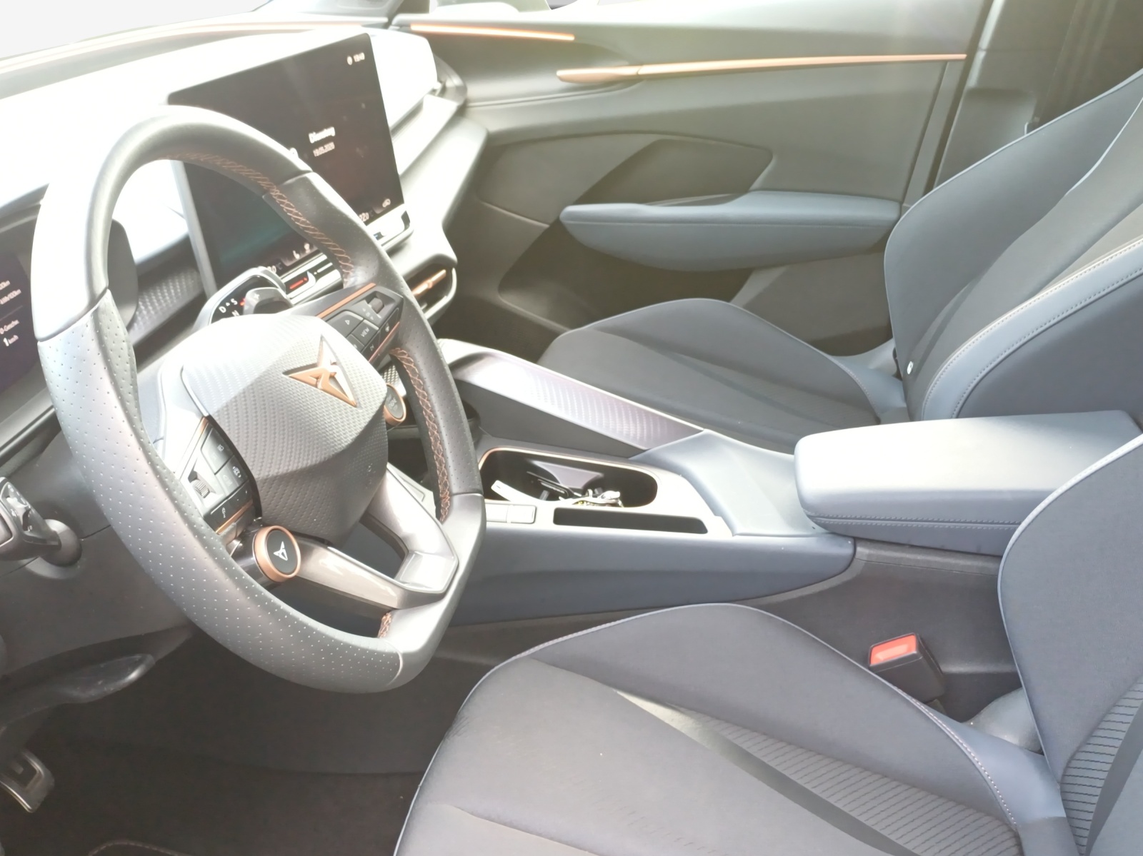 CUPRA Terramar 1.5 eHybrid DSG VZ-image-7