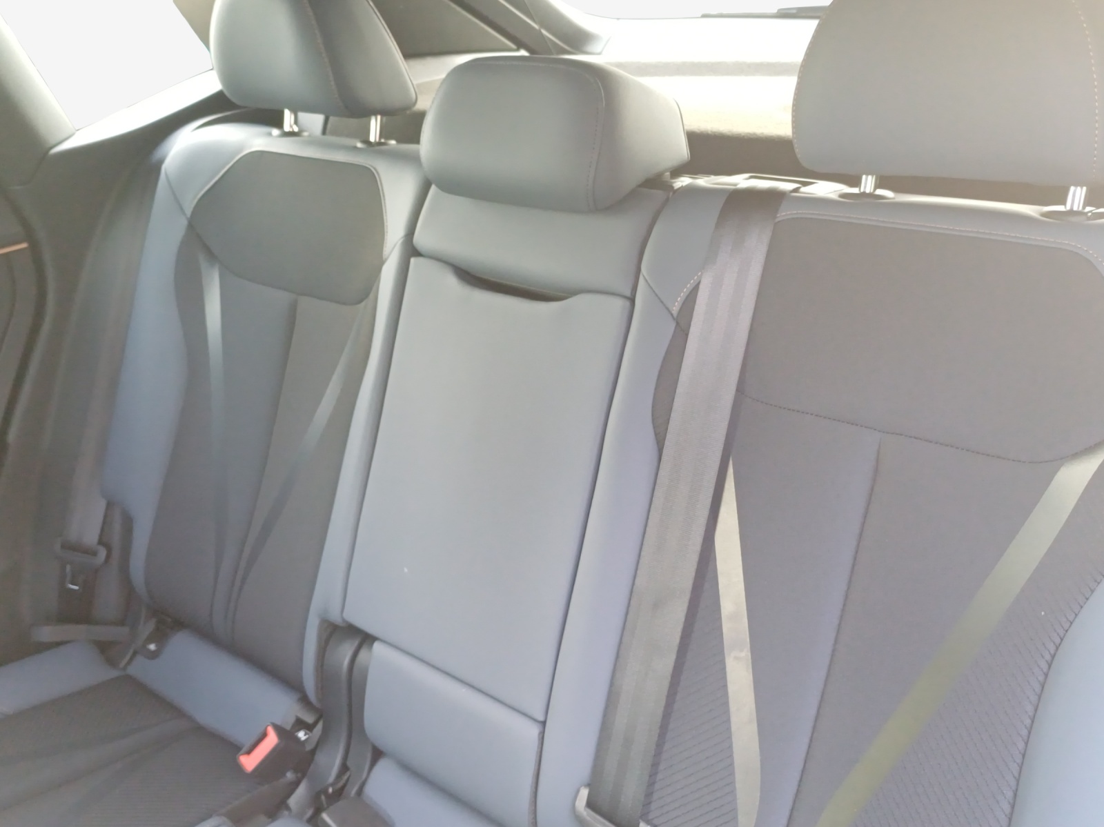 CUPRA Terramar 1.5 eHybrid DSG VZ-image-11