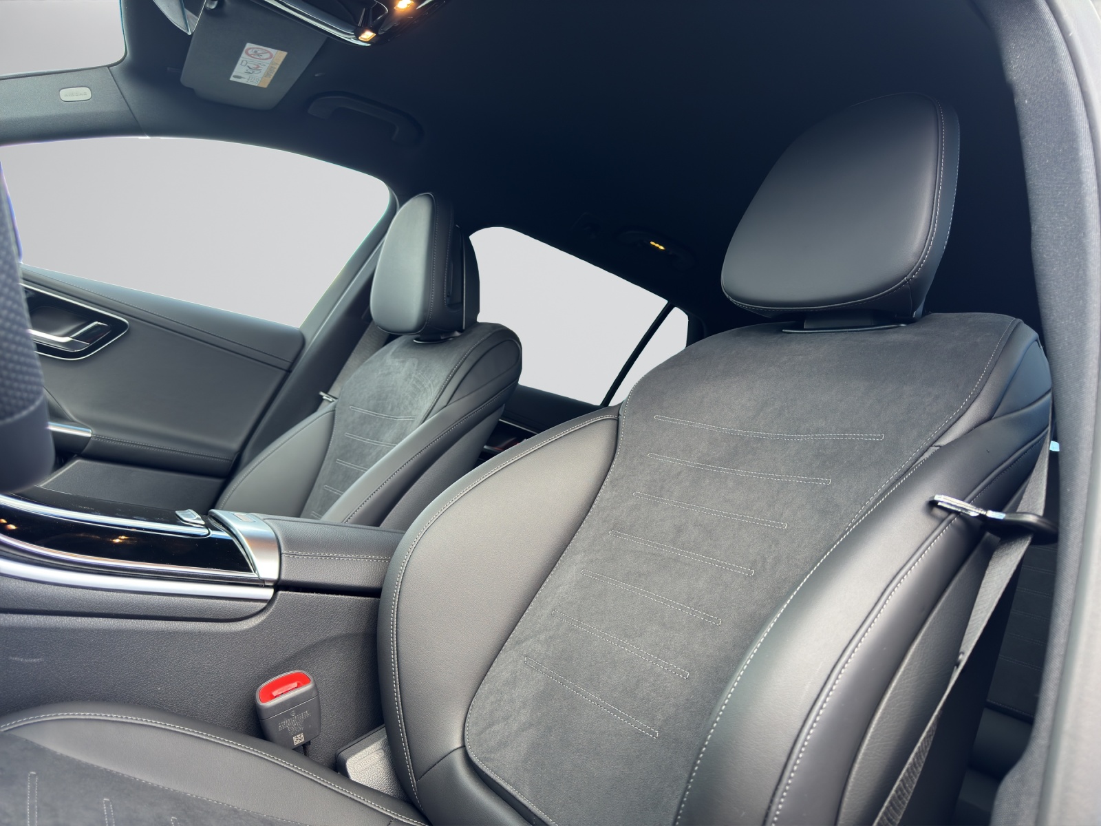 MERCEDES-BENZ C 220 d T 4 Matic Swiss Star-image-10