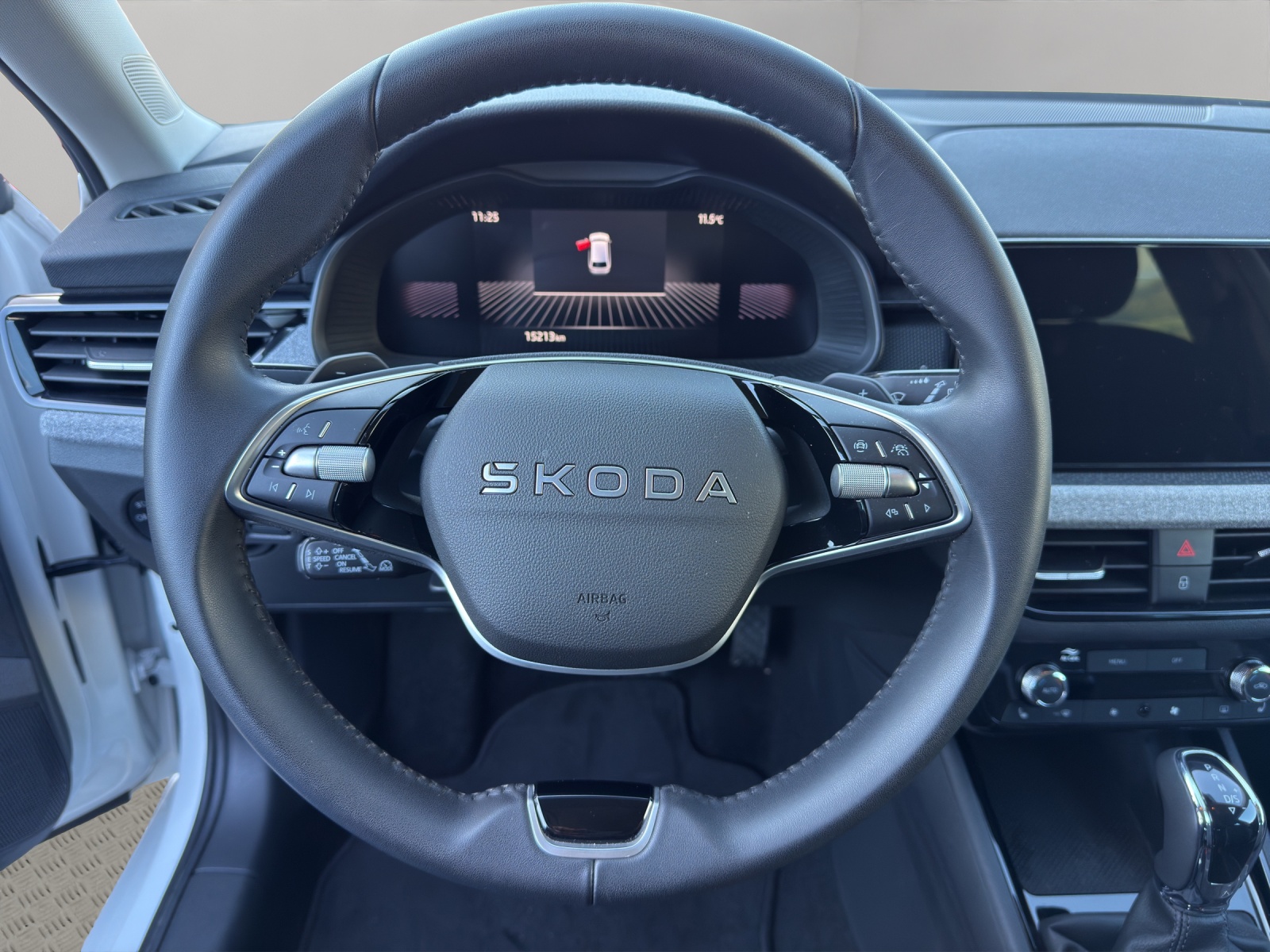 SKODA Scala 1.0 TSI Selection DSG-image-10