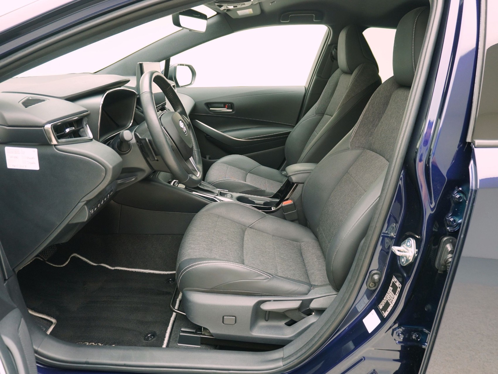 TOYOTA Corolla Touring Sports 2.0 HSD Trend-image-7
