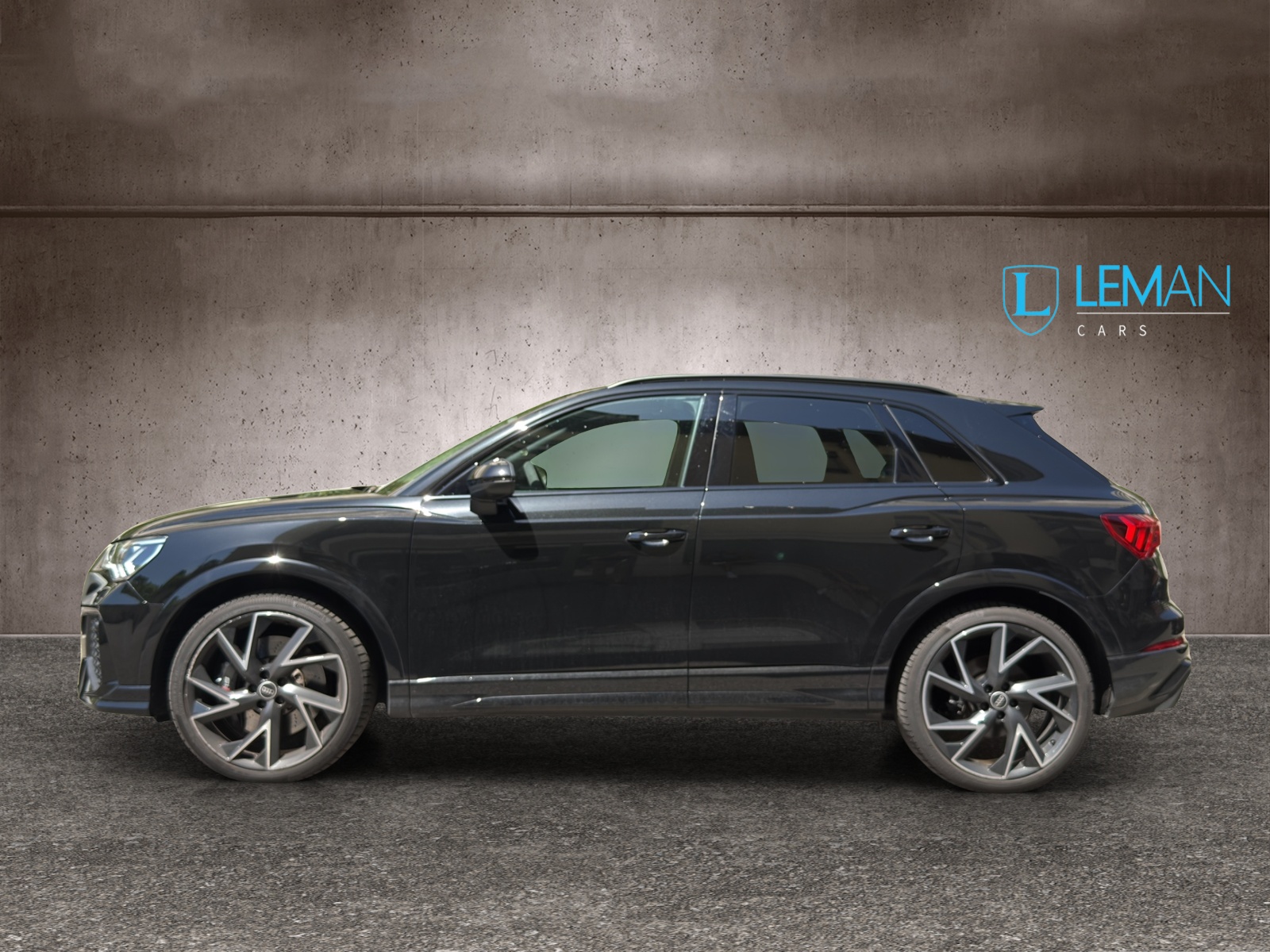 AUDI RS Q3 2.5 TFSI quattro S tronic-image-6