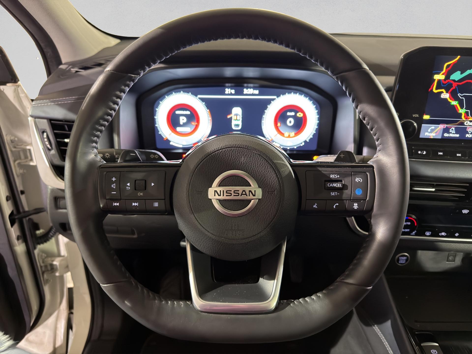 NISSAN Qashqai 1.3 DIG-T MHEV Premiere Edition Xtronic-image-9