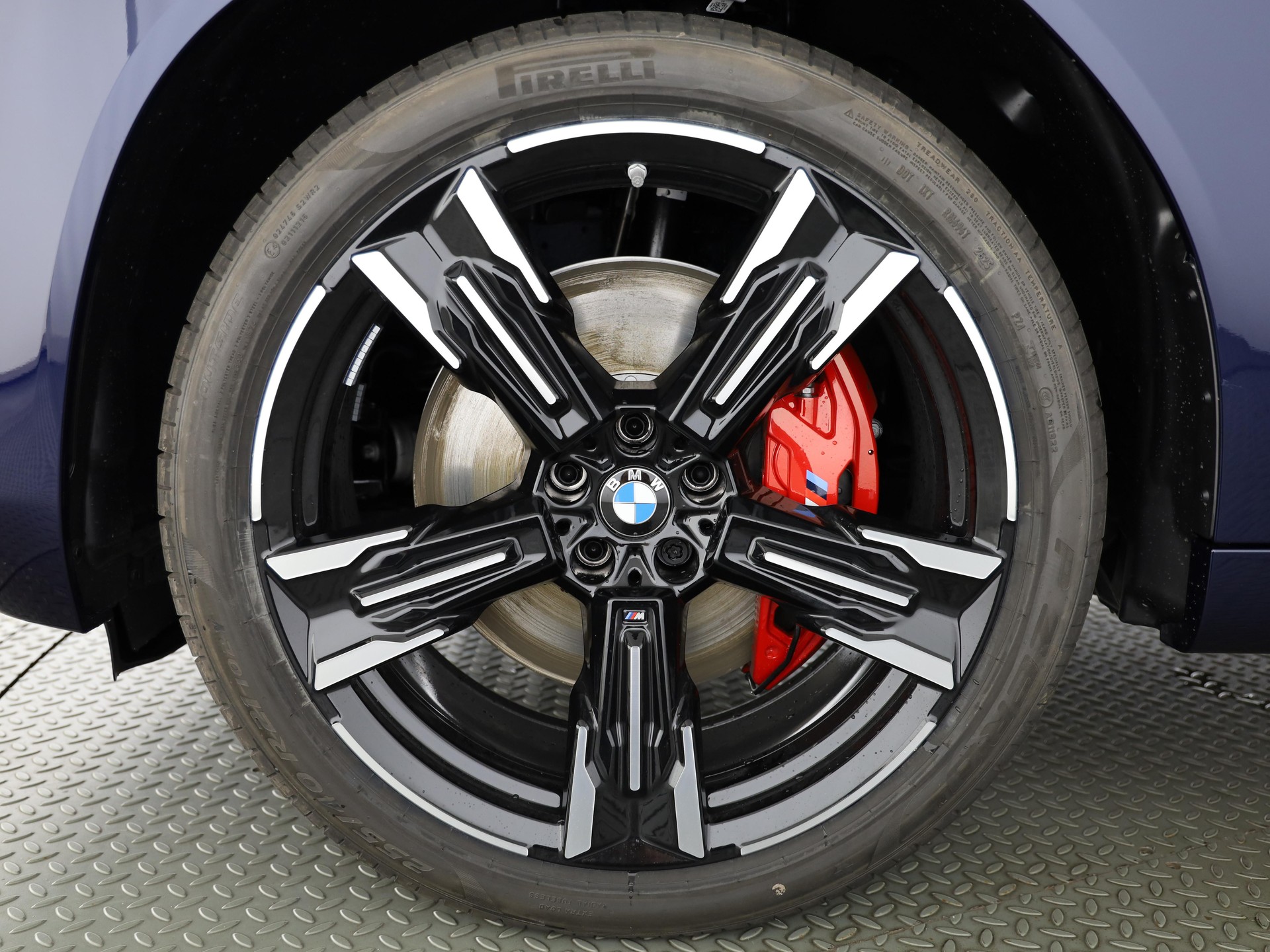 BMW X3 M50i-image-6