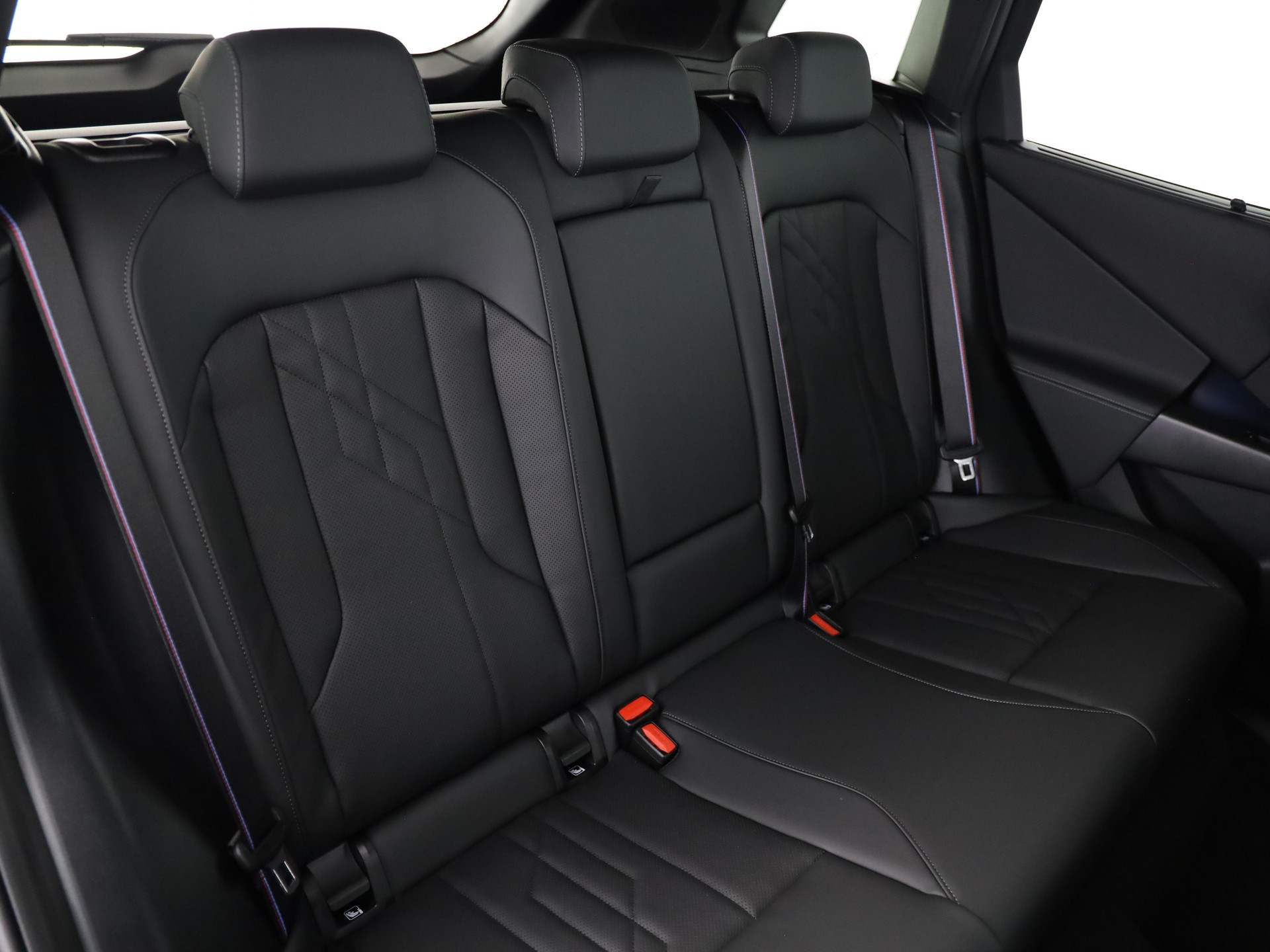 BMW X3 M50i-image-15