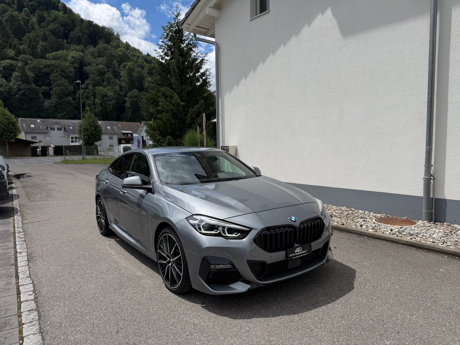 BMW 218i Gran Coupé M Sport Steptronic-showroom-element-1