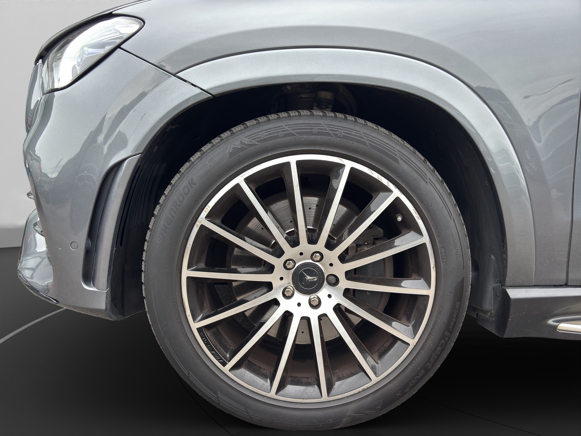 MERCEDES-BENZ AMG 400 D 4 MATIC-image-15