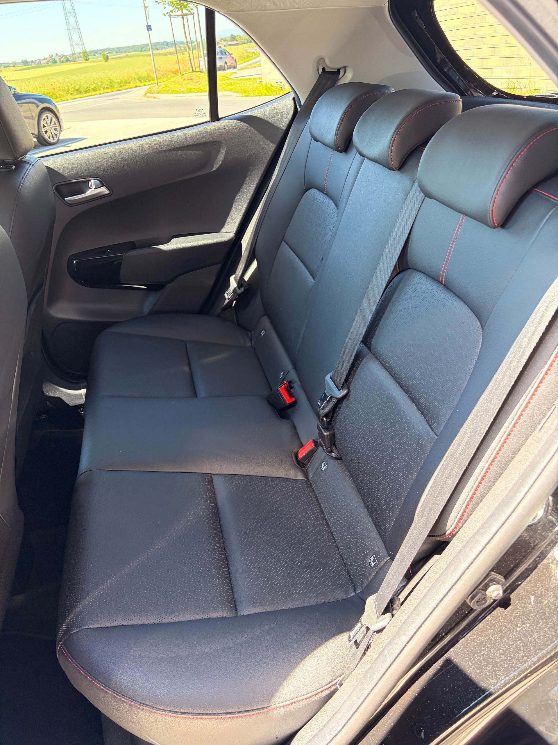 KIA Picanto 1.2 CVVT Power AMT-image-10