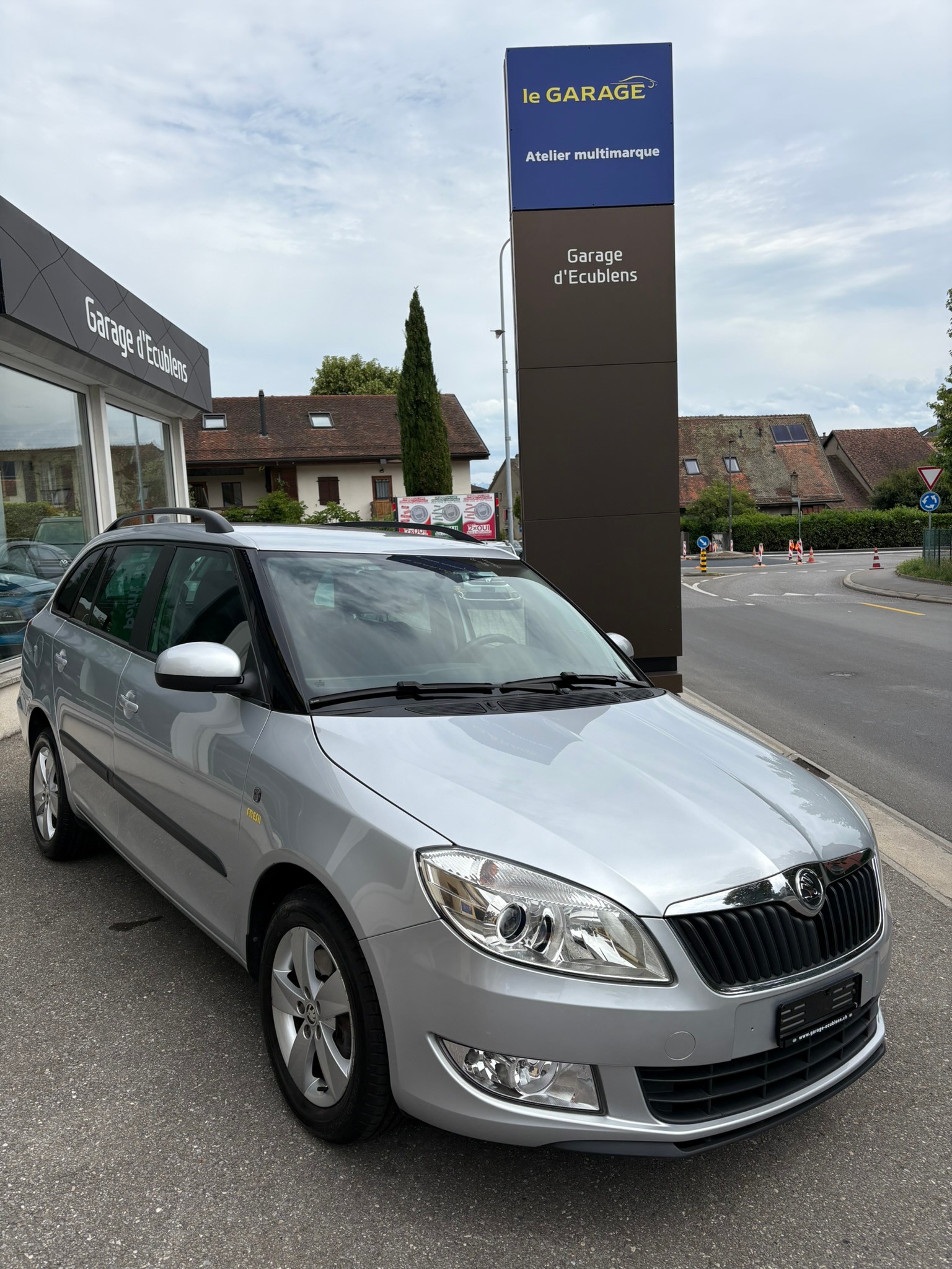 SKODA Fabia Combi 1.2 TSI 105 Ambition Plus-image-0