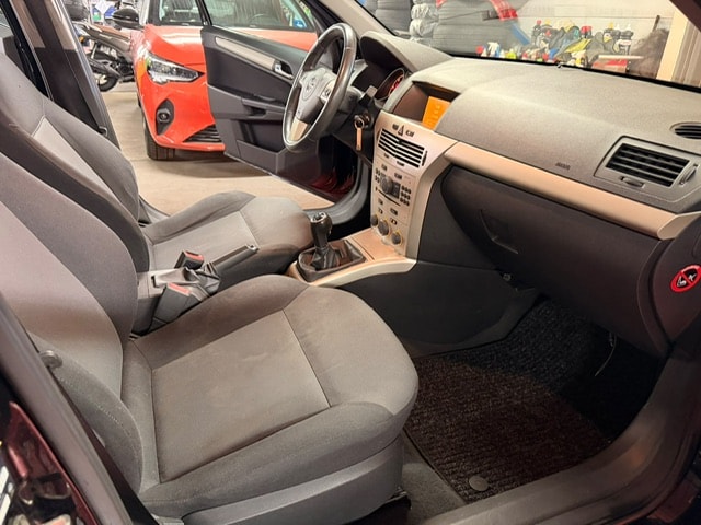 OPEL Astra 1.7 CDTi Enjoy-image-13