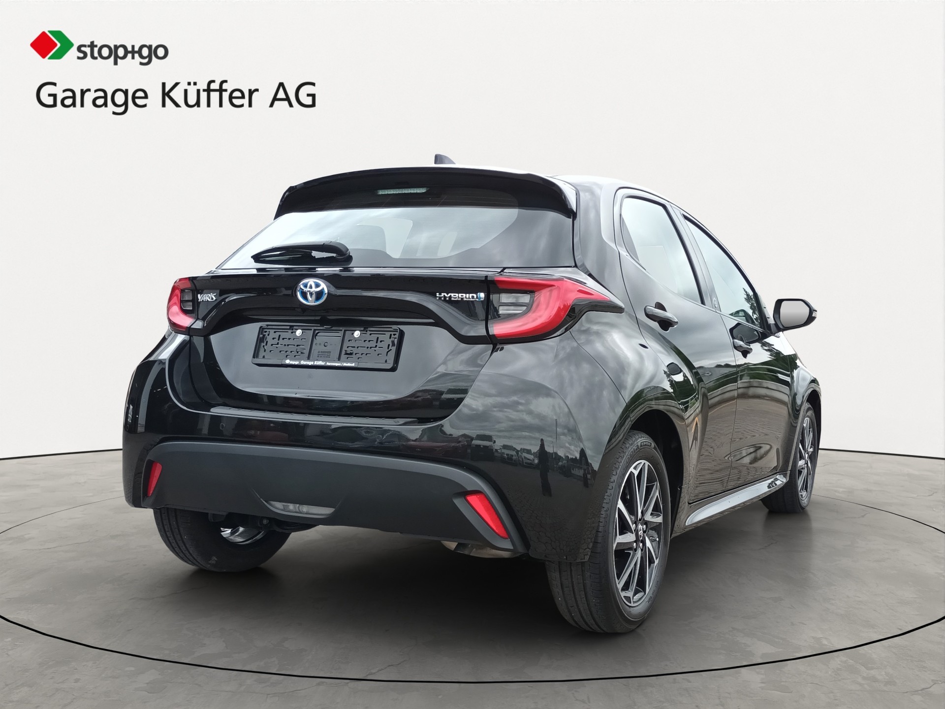 TOYOTA Yaris 1.5 Team Deutschland e-CVT-image-4